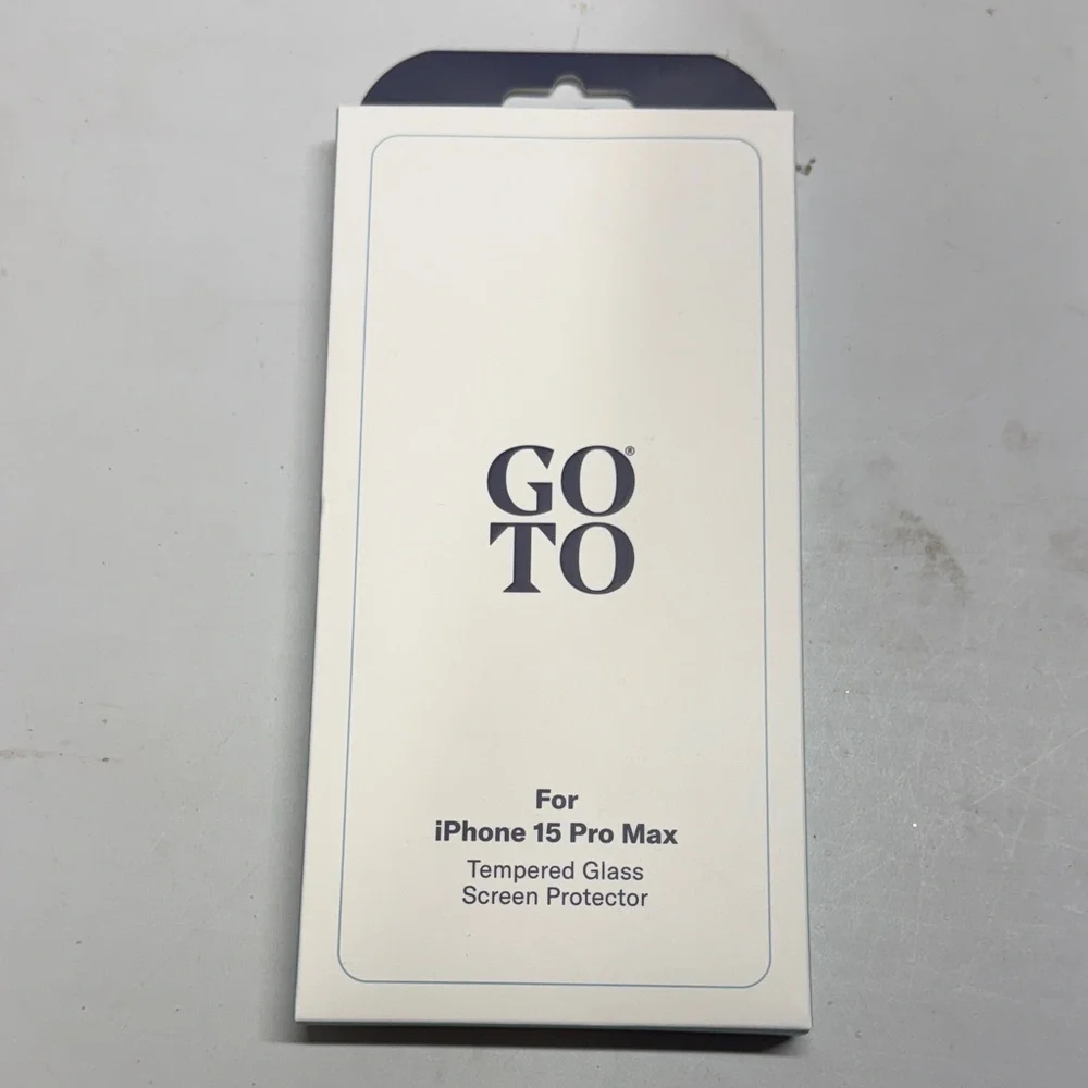 Go-To iPhone 15 Pro Max Screen Protector - White